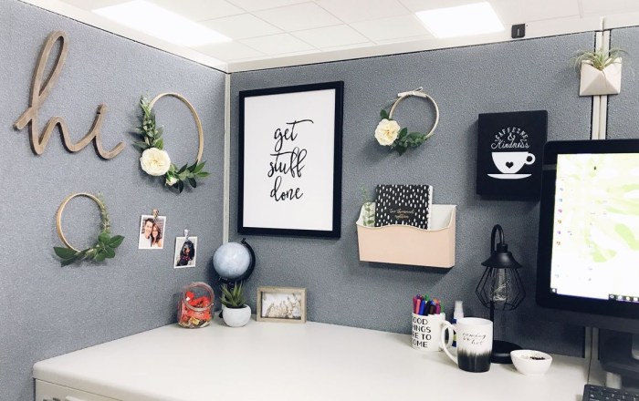 How to decorate cubicle in office