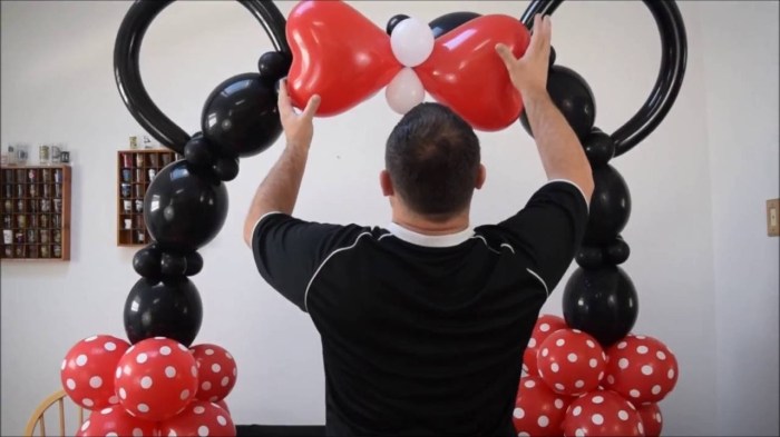 How to make minnie mouse balloon decoration